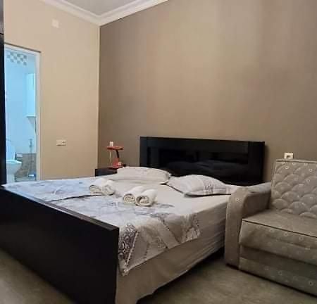 Guest House Kldiashvili Batumi Esterno foto