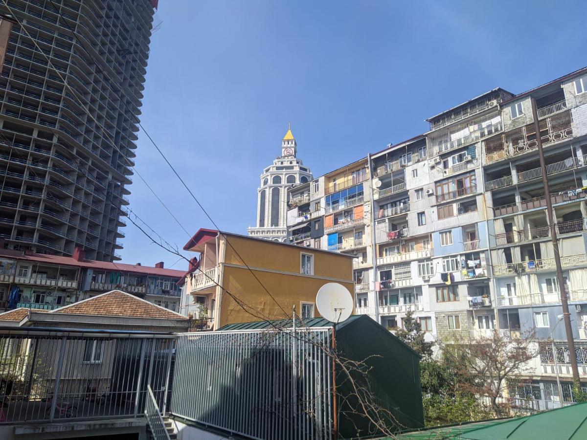 Guest House Kldiashvili Batumi Esterno foto