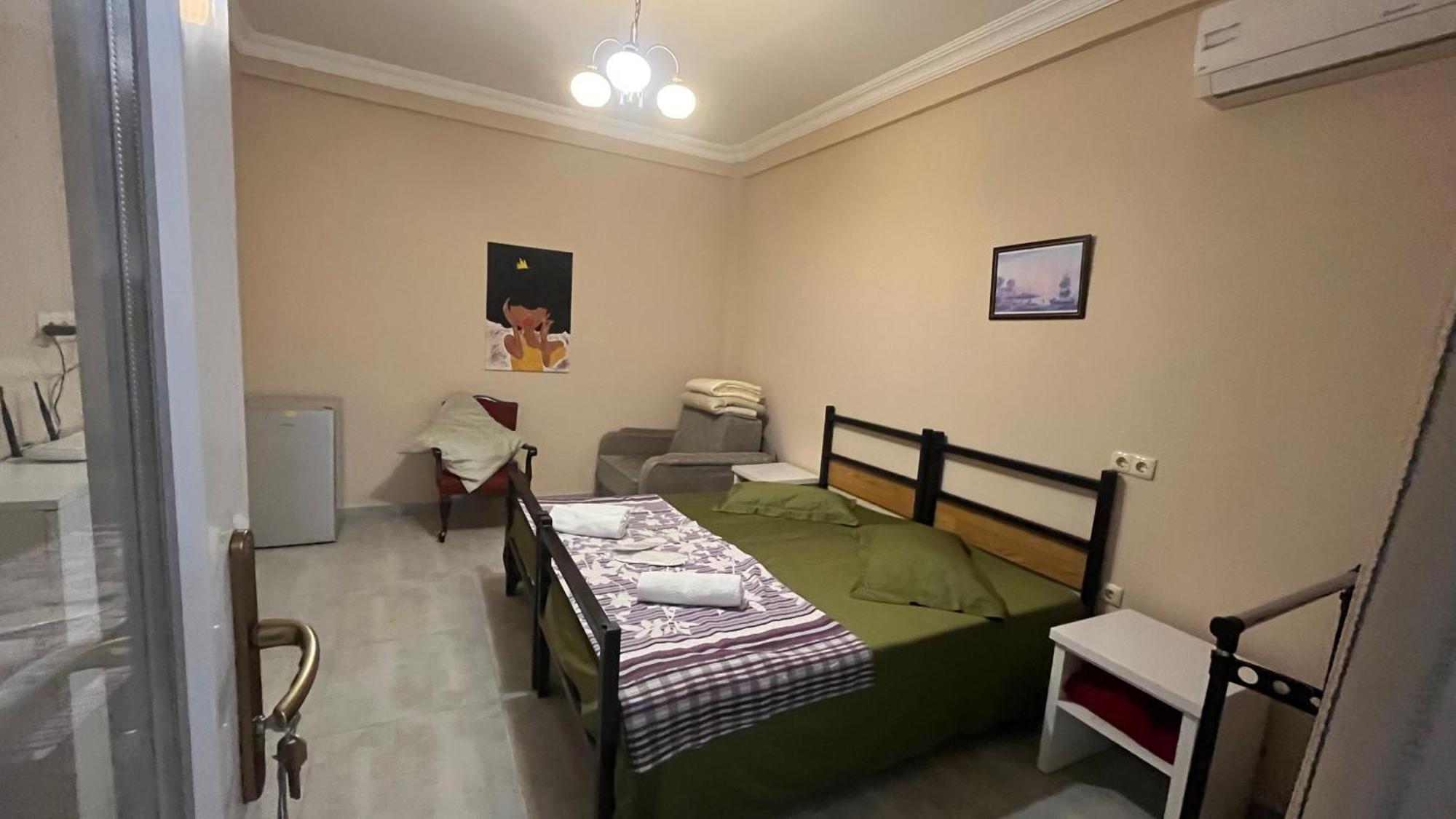 Guest House Kldiashvili Batumi Esterno foto