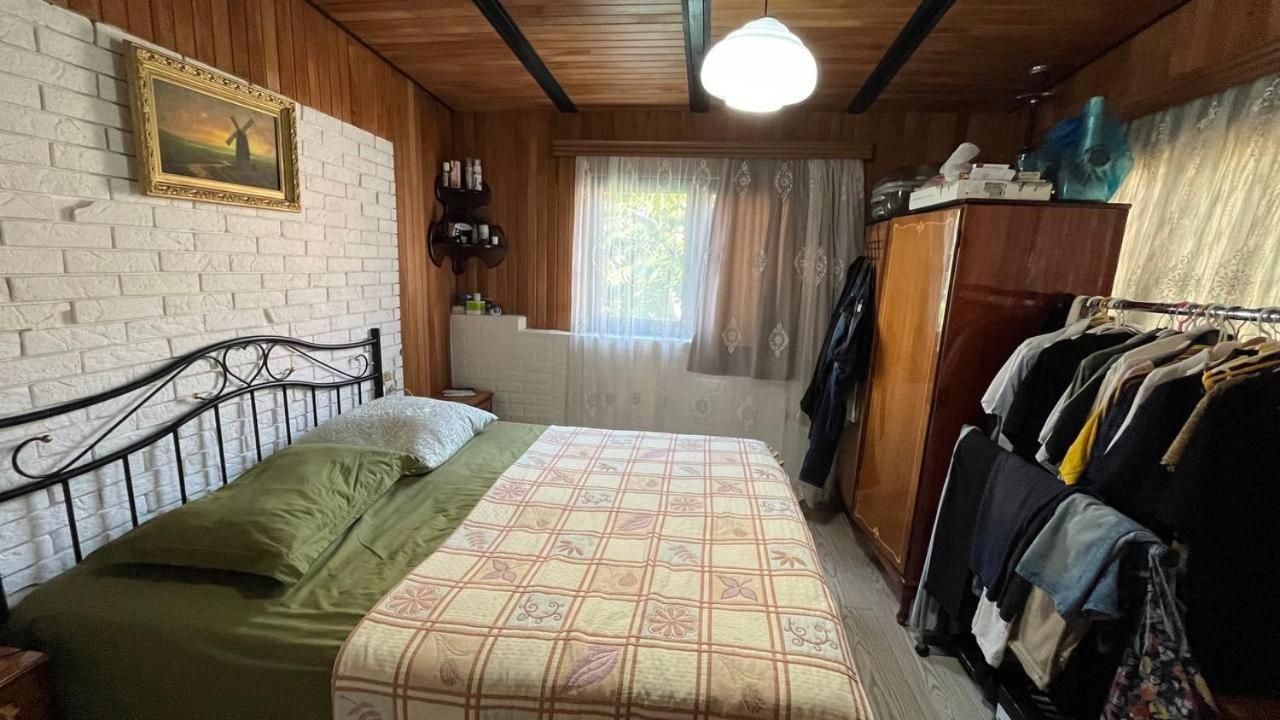 Guest House Kldiashvili Batumi Esterno foto